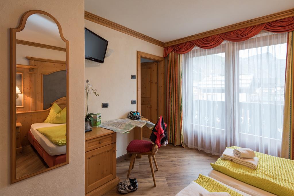 B&B Via Vai Livigno Bagian luar foto